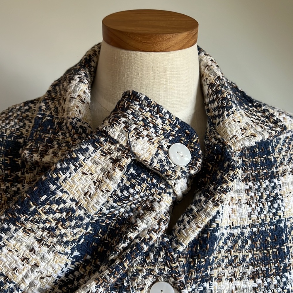 BOUCLE Jacket - Picture 5 of 10